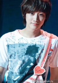 Jin Young