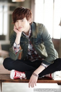 Lee Jong Suk
