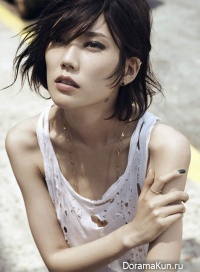 Tao Okamoto для Vogue China август 2011