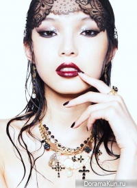 Xiao Wen и Grace Gao для Vogue China февраль 2012