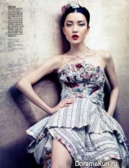 Du Juan для Vogue China август 2012