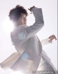 Huang Xiao Ming для Latest Magazine Photoshoot