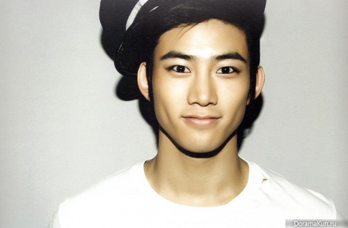 Taecyeon 2PM
