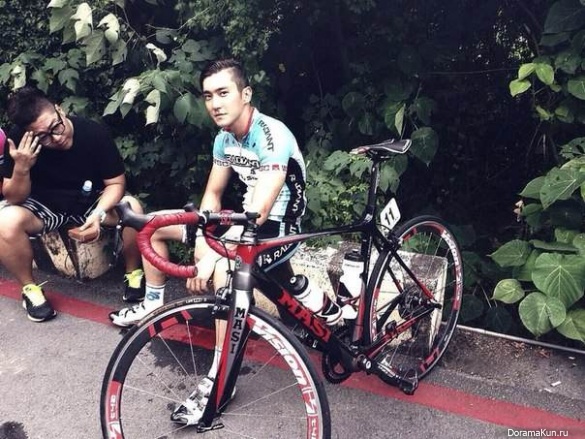 Choi Si Won Choi Si Won