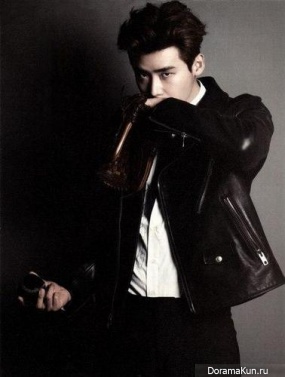 Lee Jong Suk