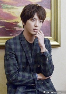 Jung Yong Hwa