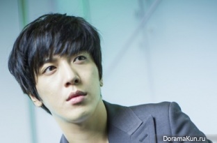 Jung Yong Hwa