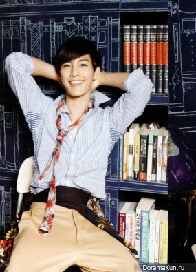 Aaron Yan для iWalker June 2013