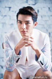 Aaron Yan для Beauty October 2014