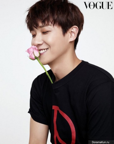 Lee Joon для Vogue May 2017