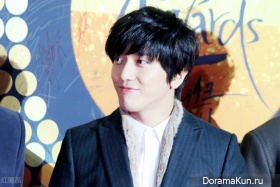 CNBLUE