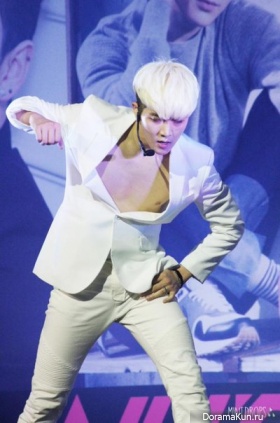 NU'EST