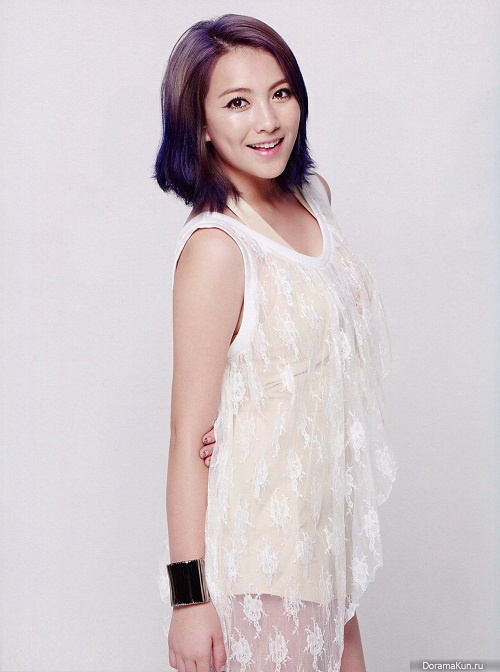 Kang Ji Young