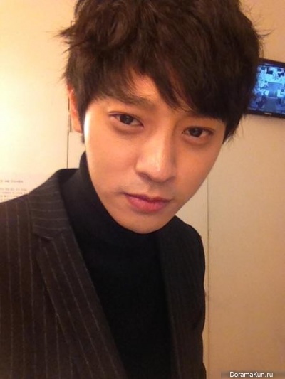 Jung-Junyoung