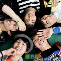 SHINee