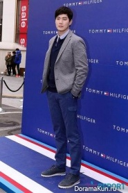 Tommy Hilfiger