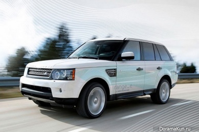 Машина Дары из 2NE1 ( Range Rover)