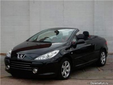 Машина Хичоля из Super Junior (Peugeot 307CC - Coupe)
