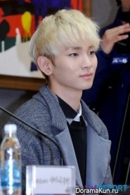 SHINee SHINee