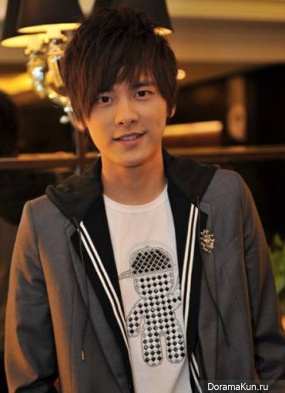 Li Yi Feng