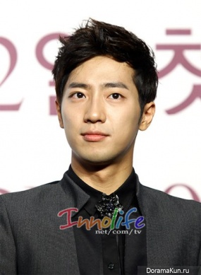 Lee Sang Yeob
