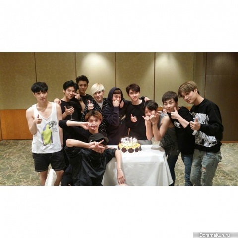 EXO