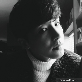 Jin Yi Han