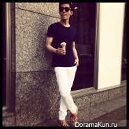 Aaron Yan Aaron Yan