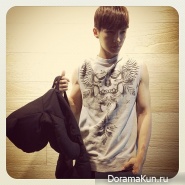 Aaron Yan Aaron Yan