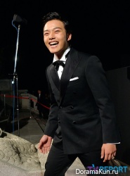 Blue Dragon Film Awards