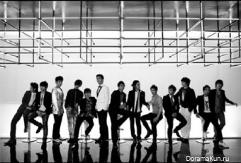 SUPER JUNIOR
