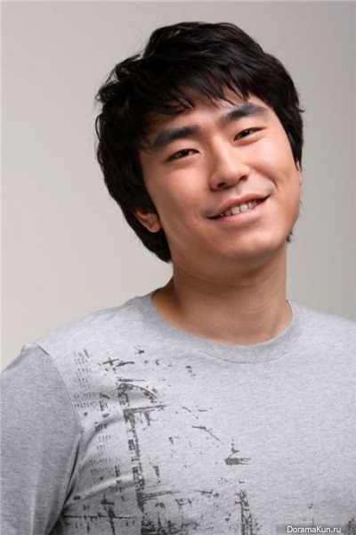 Lee Shi Un