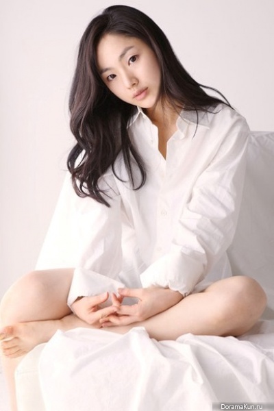 Park Ah In
