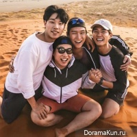 friends-over-flowers-africa-poster2