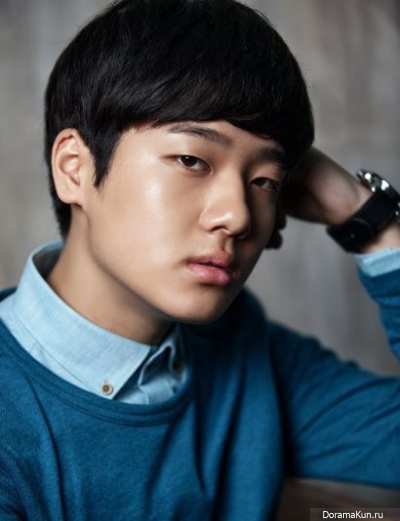Kang Yi Seok