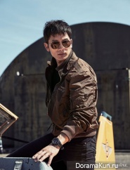 Ji Sung для Esquire August 2017