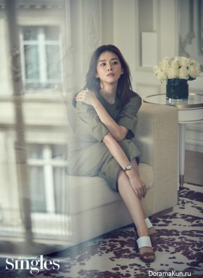 Lee Bo Young для Singles July 2017