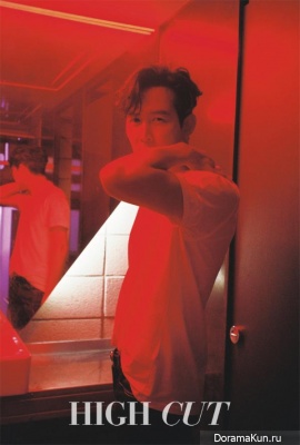 Lee Jung Jae для High Cut Vol.198