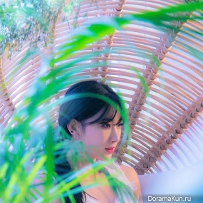 Moon Hyuna