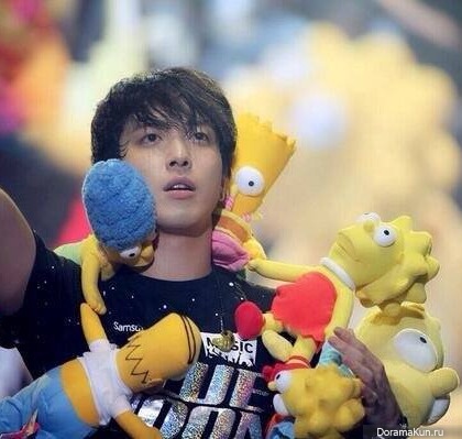 Jung Yong Hwa