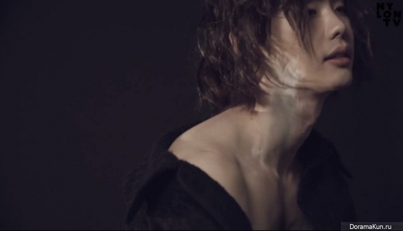 Lee Jong Suk