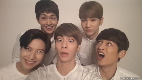 SHINee