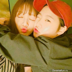 Lee Sung Kyung and Kim Go Eun
