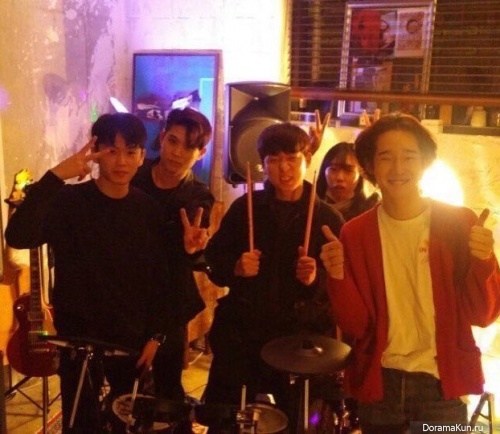 Nam Tae Hyun and his group