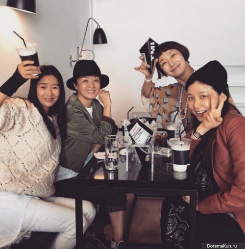 lee-bo-young-pregnant