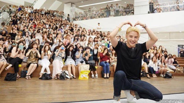 XIA-Junsu fansigning