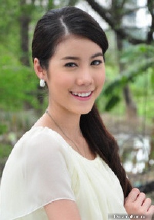 Esther_Supreeleela