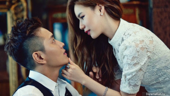 Jin Tae Hyun and Park Si Eun