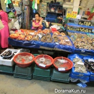 Confessions of a blonde in Seoul