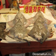 Confessions of a blonde in Seoul